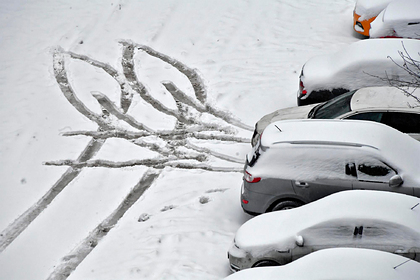 Автомобильный эксперт назвал россиянам правила запуска двигателя в мороз