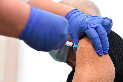 Попова анонсировала регистрацию третьей российской вакцины от COVID-19
