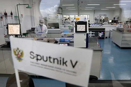 Грецию призвали немедленно получить вакцину «Спутник V»