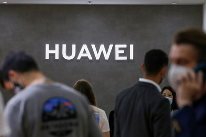 Huawei обвинили в копировании Android