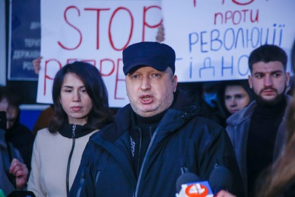 Один из лидеров Евромайдана назвал свою версию потери Крыма