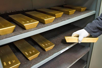 Деньги из главной российской кубышки начнут тратить на золото