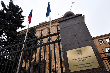 Чехия сочла сильной реакцию России на высылку дипломатов