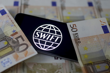 Украина призвала Евросоюз отключить Россию от SWIFT