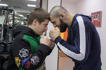 Подписчики высмеяли фото Нового Хабиба с сыном Кадырова
