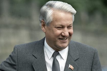 Соратник Ельцина рассказал о его отказе присоединять Крым