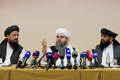 Представители делегации политического офиса движения «Талибан» на пресс-конференции в Москве
