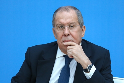 Лавров назвал шизофренией требования Киева по встрече в «нормандском формате»