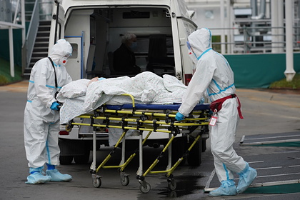 В России зафиксирован новый суточный рекорд смертей пациентов с коронавирусом