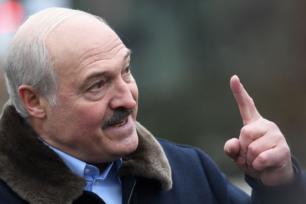 Лукашенко обвинил польского президента Дуду в фальсификации выборов