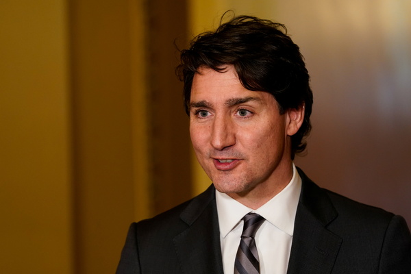 Премьер Канады обсудил с Зеленским «продолжающуюся агрессию» России