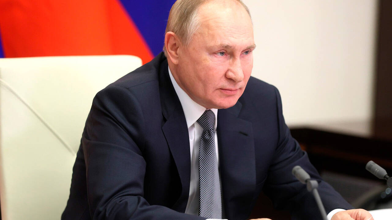 Путин назвал способ повысить доходы россиян