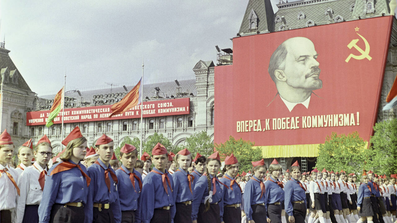 В Госдуме объяснили желание россиян вернуться в СССР