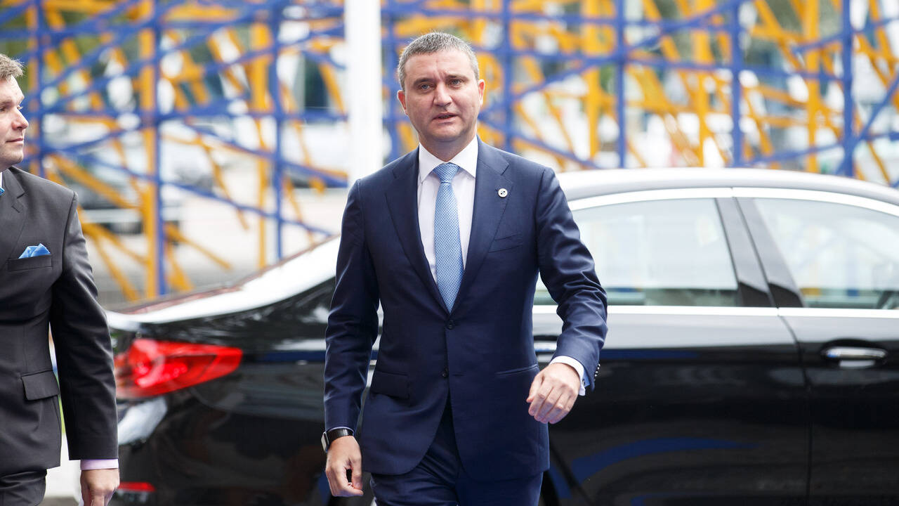 Бывший болгарский министр пытался выехать из страны на угнанной в России машине