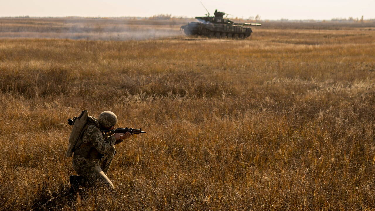 Стало известно о готовности Великобритании эвакуировать войска с Украины