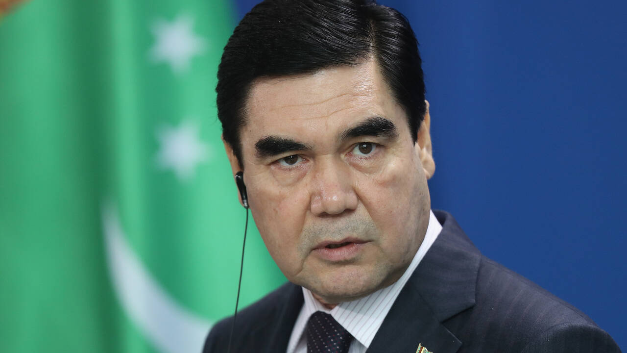 Президент Туркмении перенес День алабая и сорвал аплодисменты