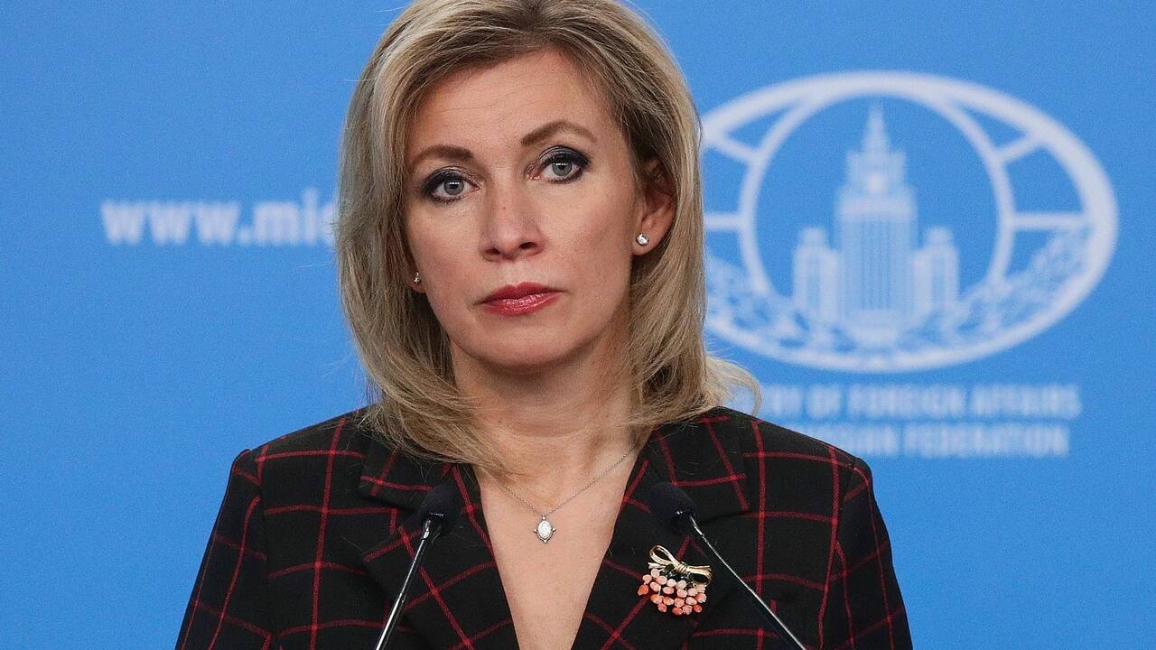 Захарова ответила на советы Госдепа россиянам предложением убрать войска из ЕС