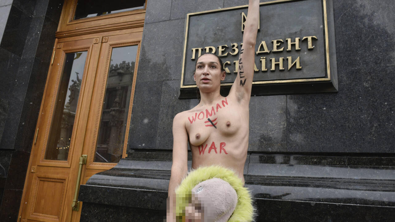 Фото: FEMEN