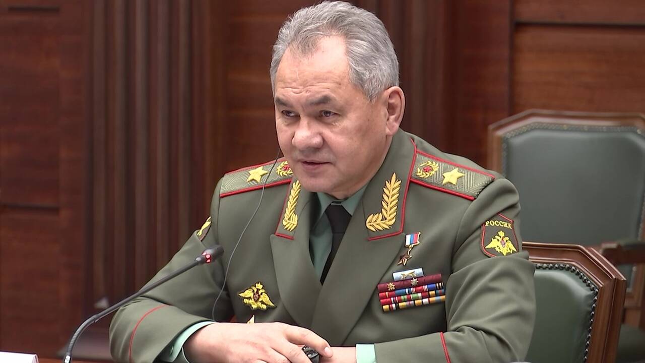 Министр обороны США приказал вывести 150 военных инструкторов с Украины