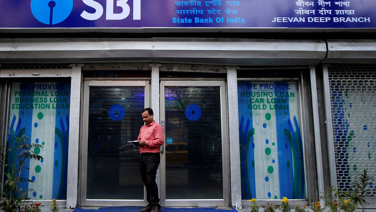 Крупнейший банк Индии отказался сотрудничать с российскими компаниями
