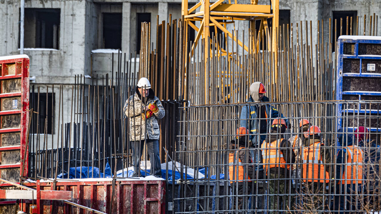 Московские стройки столкнулись с нехваткой работников