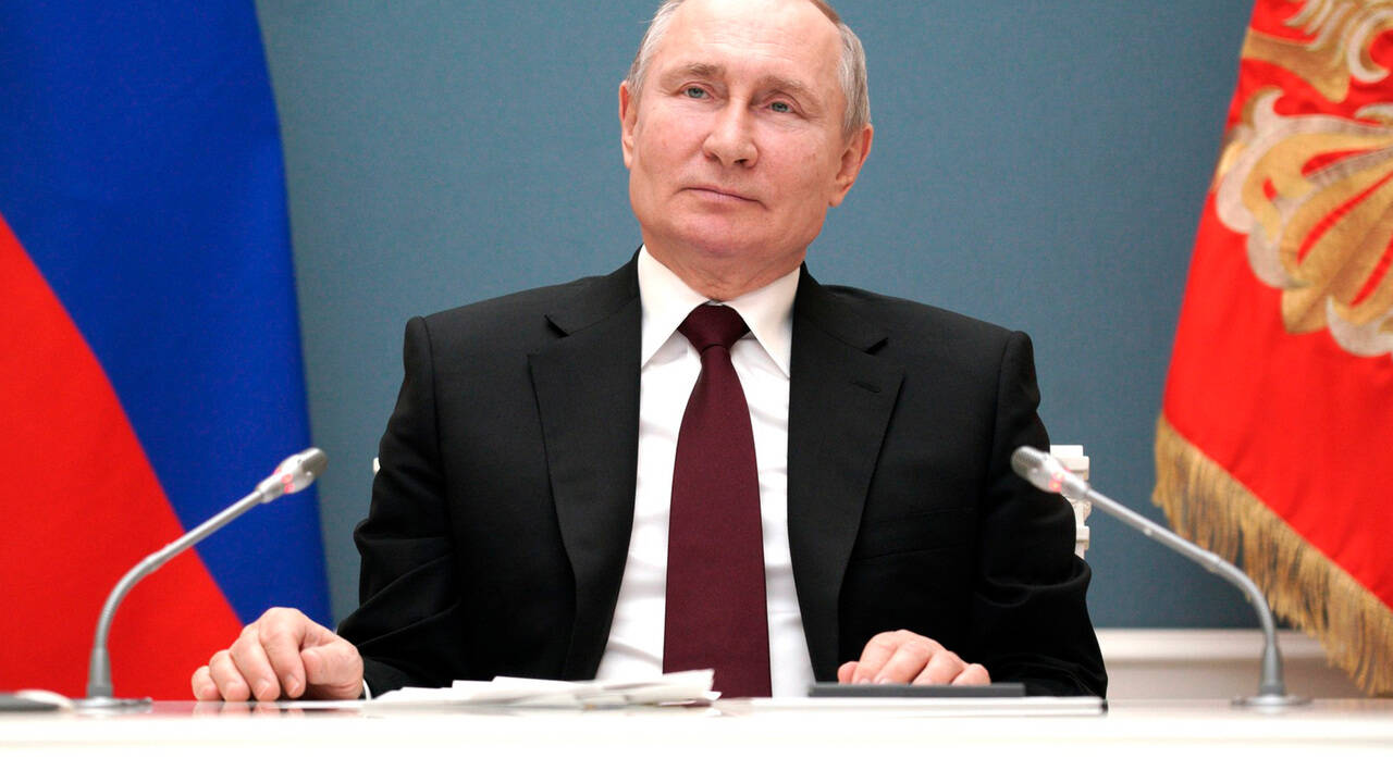 Путин подписал указ об обеспечении экономической стабильности