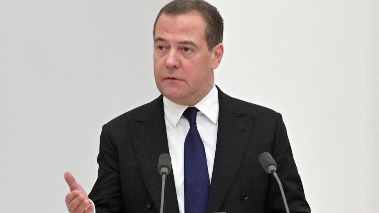 Медведев назвал последствия вступления Финляндии в НАТО