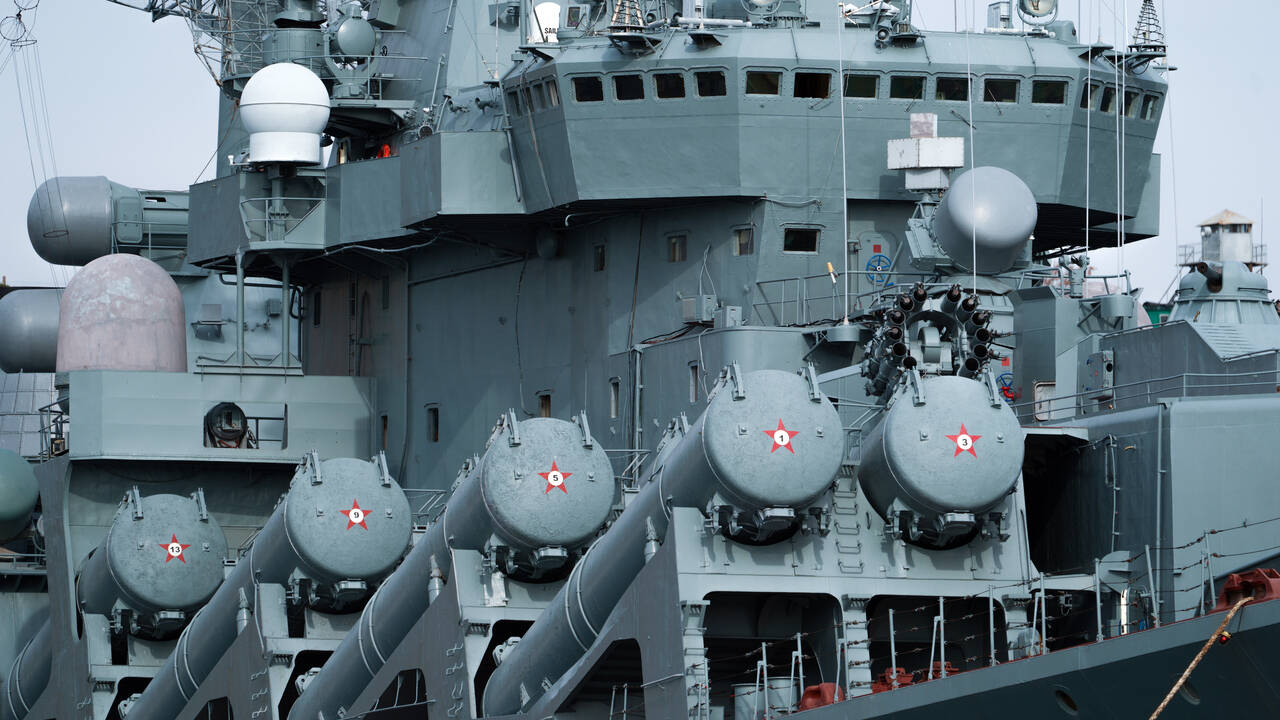 Кремль переадресовал в Минобороны вопросы об экипаже крейсера «Москва»