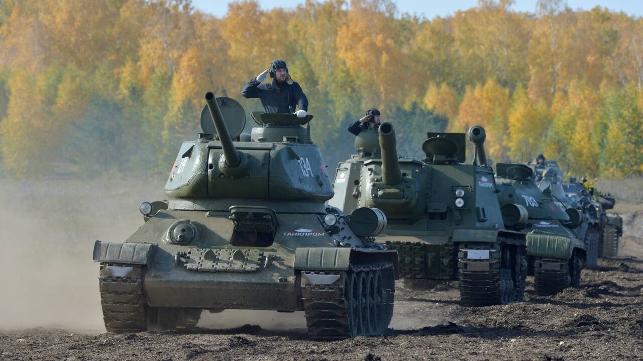ФСБ опубликовала архивы об изъятии у немецких шпионов денег на 150 танков Т-34