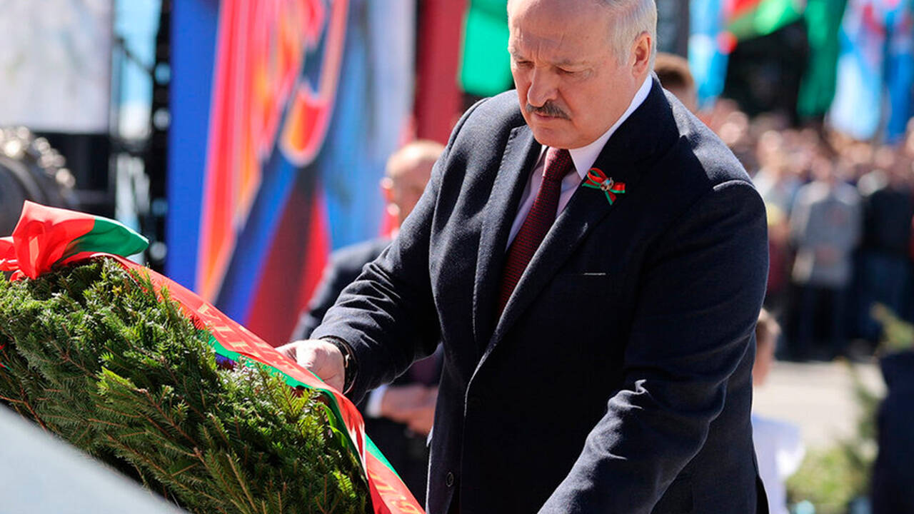 Лукашенко призвал Киев задуматься о спасении целостности своей страны