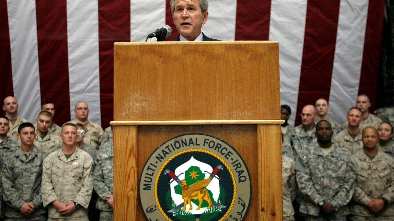 Джордж Буш подтвердил работу биолабораторий США на Украине