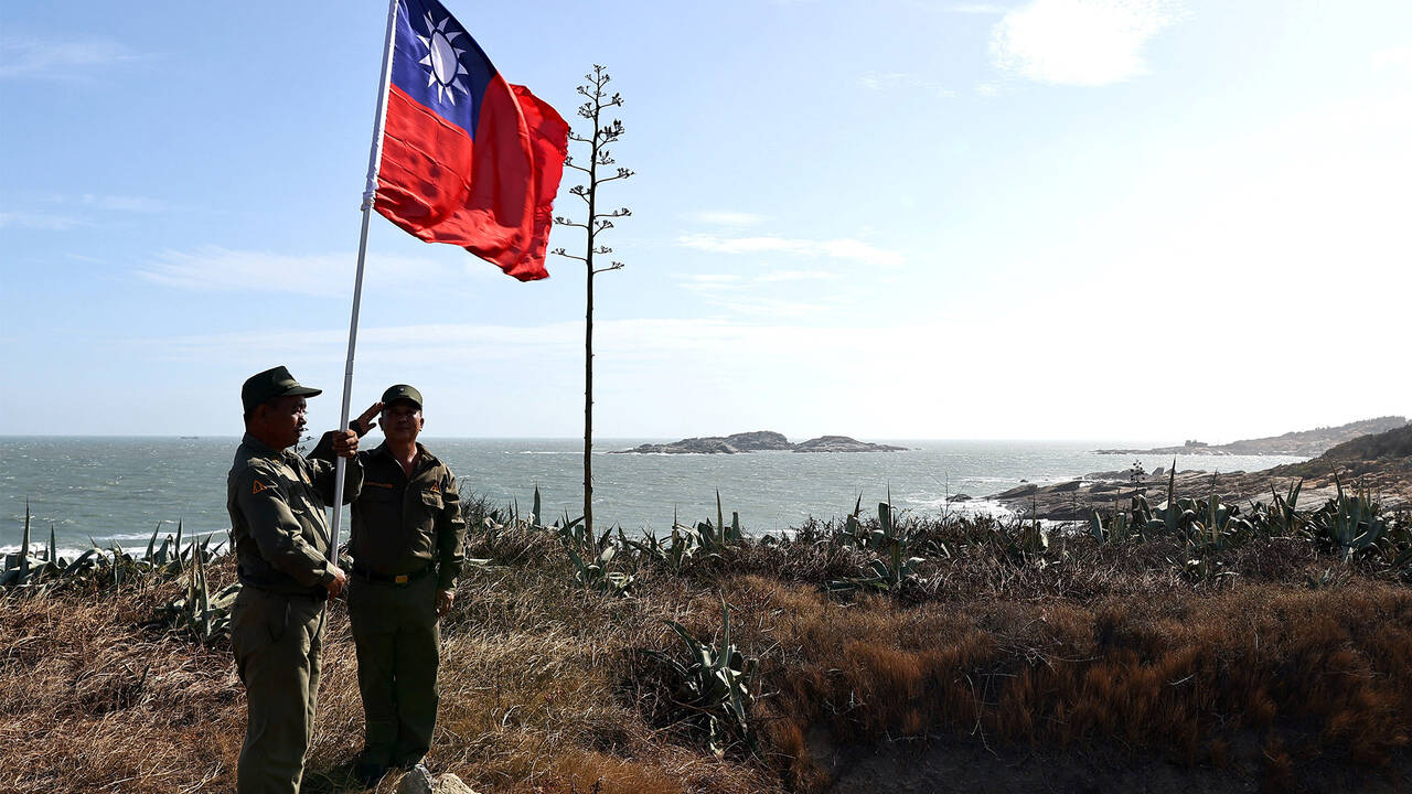 Заявление Байдена о защите Тайваня от Китая оценили словами «ляпнул, не подумав»
