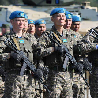 Казахстан решил кардинально изменить военную доктрину