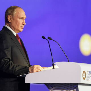 Путин назвал способные задавать правила нового миропорядка страны