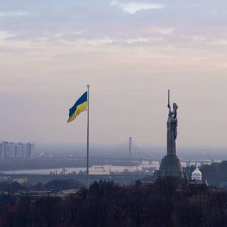 Информация об ударе ВС России по жилому дому в Киеве оказалась фейком