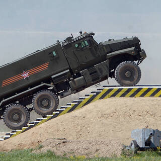 В России создали «вдохновленный спецоперацией» бронеавтомобиль «Ахмат»
