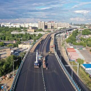 Двум категориям россиян пообещали бесплатный проезд по новой магистрали в Москве