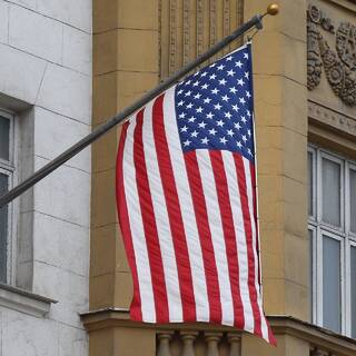 Госдеп заявил об отсутствии ограничений на выдачу россиянам виз США