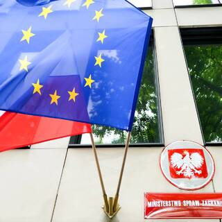 Польша разработает концепцию по прекращению выдачи виз россиянам