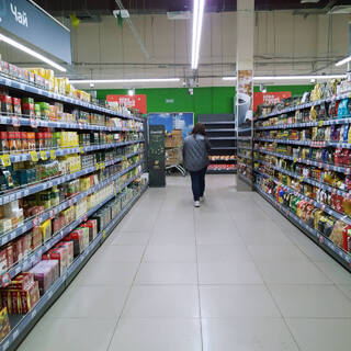 Во Франции удивились обилию продуктов на полках в российских супермаркетах