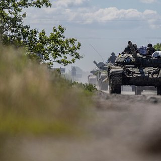 Песков рассказал о вмешательстве НАТО в конфликт на Украине