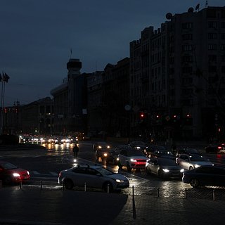 В семи областях Украины ввели графики почасового отключения света