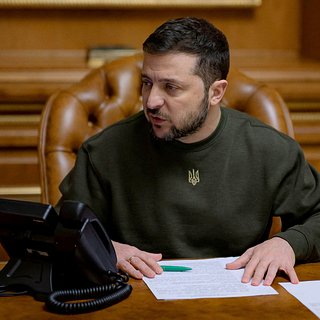 Зеленский рассмотрит петицию о ветировании закона о наказании военнослужащих