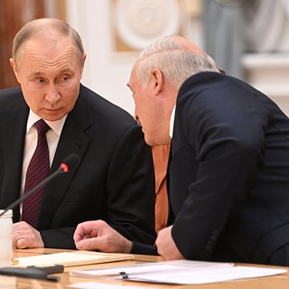Лукашенко призвал Путина не повторить допущенные после распада СССР ошибки