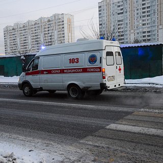 Московская школьница попала в больницу из-за взрыва телефона на перемене