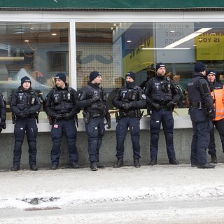 В Швейцарии полиция применила резиновые пули во время климатической акции