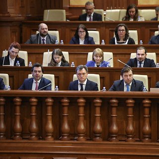 Правящая партия Молдавии в одиночку приняла антироссийскую декларацию