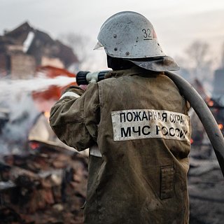 Двое взрослых и двое детей заживо сгорели при пожаре в российском доме