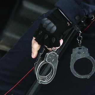 В Москве задержали мужчину за изнасилование 18-летней девушки в овраге