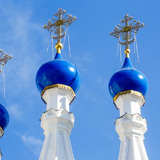 Священник ПЦУ попытался болгаркой вскрыть храм Украинской православной церкви